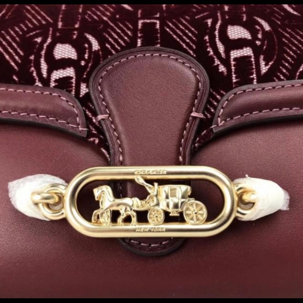SOLD/Authentic Coach leather/velvet L.Edition - Picture 7 of 8